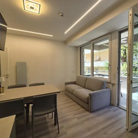 Monica Apartment Viareggio